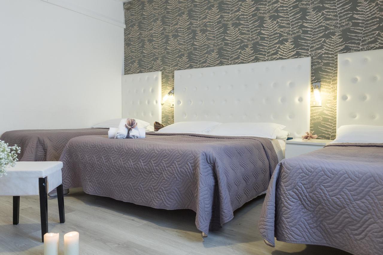 Hotel La Perla Римини Экстерьер фото
